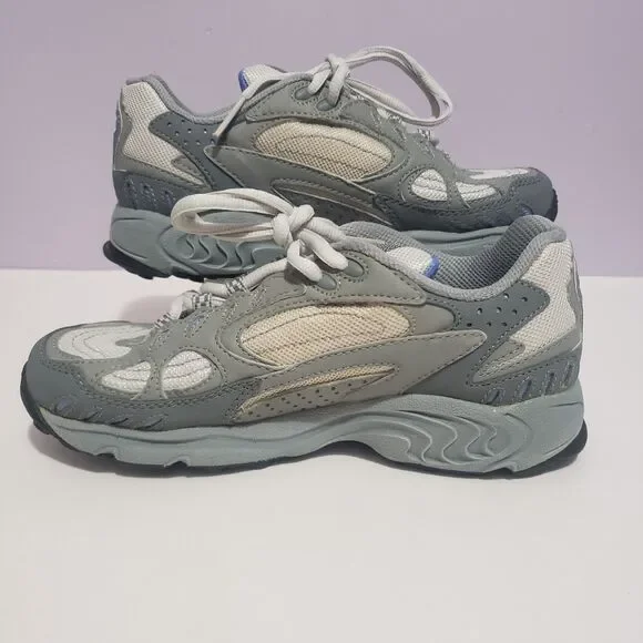 Brooks Gray Women's Athletic  Running Sneakers Sz 6 - Picture 2 of 9